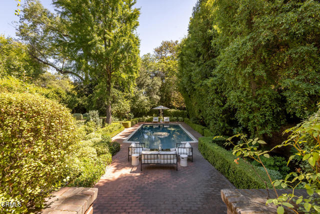 595 Linda Vista Avenue, Pasadena CA: https://media.crmls.org/mediaz/4a052428-e3a6-4fa7-a497-60b41fcce79d.jpg