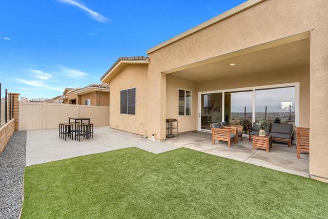 1228 Spivey Rd, Chula Vista CA: https://media.crmls.org/mediaz/4a05cee7-fcc5-4877-90fe-2d19f4871a7d.jpg