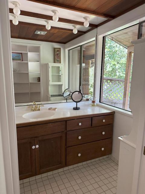 108 Santa Maria Avenue, Portola Valley CA: https://media.crmls.org/mediaz/4a06afee-2162-4cf7-911c-de188fb8bec0.jpg
