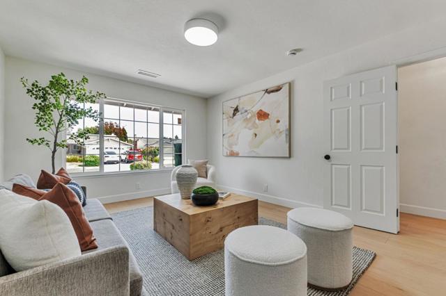 4805 Michelle Way, Union City CA: https://media.crmls.org/mediaz/4a078424-1f6b-49e5-b873-8be09916e464.jpg