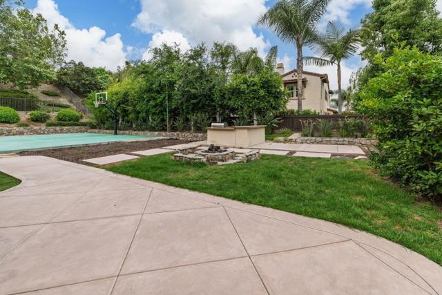 6851 Helenite Place, Carlsbad CA: https://media.crmls.org/mediaz/4a07a09e-3502-41c6-93ec-b71992c132db.jpg
