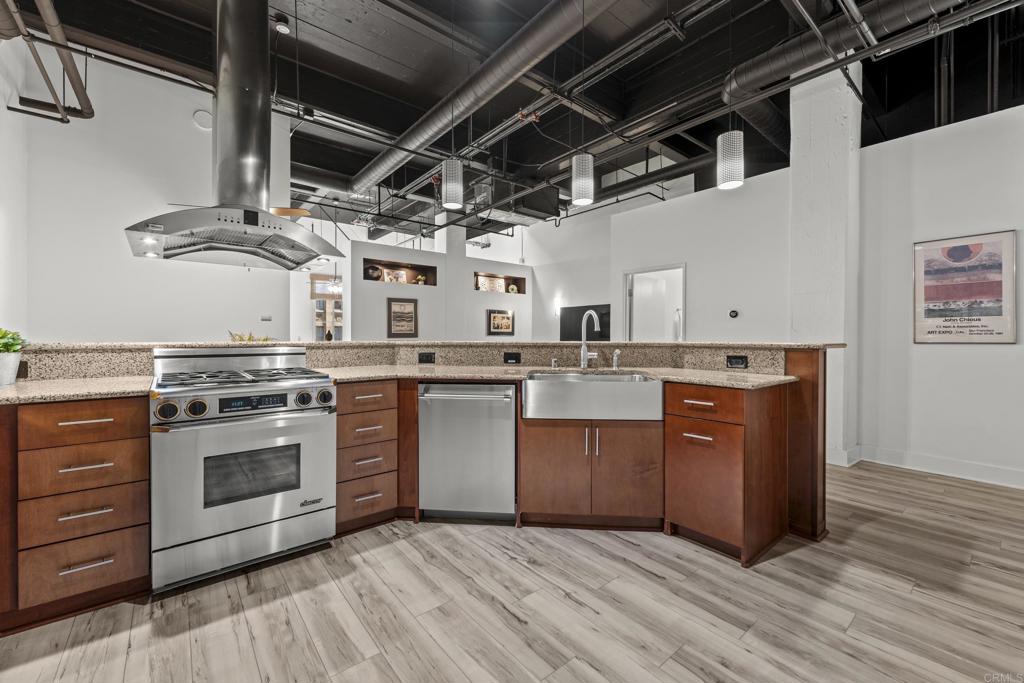 950 6th Avenue - photo 7