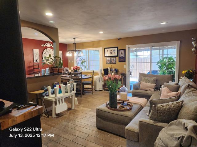 4430 Avenida Del Gado, Oceanside CA: https://media.crmls.org/mediaz/4a085be8-f9f3-4dbd-9ca6-40a83f88c66f.jpg