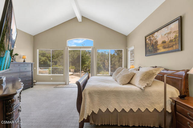1826 Crystal View Circle, Newbury Park CA: https://media.crmls.org/mediaz/4a08864e-2c61-48e1-a97a-34bd7591ac1b.jpg