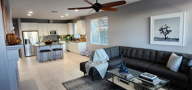 2090 Savanna Way, Palm Springs, CA 92262