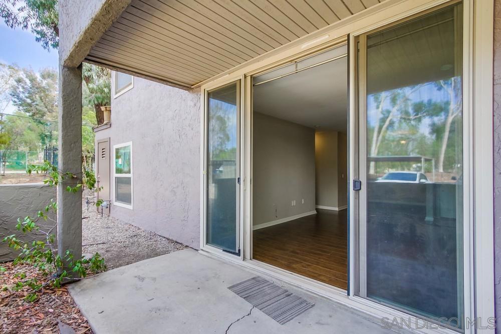 MLS #250039547SD image #32