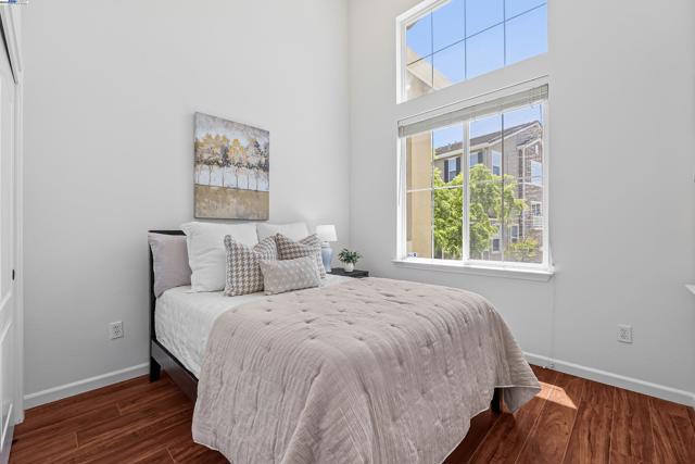6268 Byron Ln, San Ramon CA: https://media.crmls.org/mediaz/4a0aae43-22b3-4359-8385-f2798e66178c.jpg