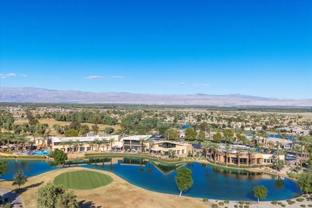 81485 Golden Poppy Way, La Quinta CA: https://media.crmls.org/mediaz/4a0c67aa-8fab-4bc5-a737-9eb2343c7d3a.jpg