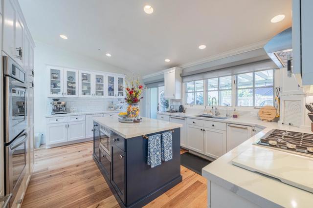25552 Meadowview Circle, Salinas CA: https://media.crmls.org/mediaz/4a0cefa6-5b00-4e66-b238-107d0bc7d4b4.jpg