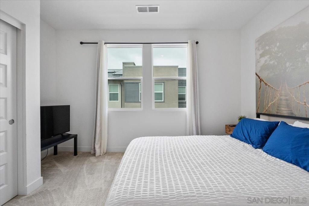 11026 Eka Way - photo 11