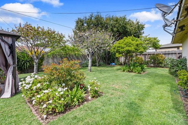 1052 San Simeon Drive, Salinas CA: https://media.crmls.org/mediaz/4a0f5bdb-3e6d-42b0-900d-61c77cdd8a38.jpg