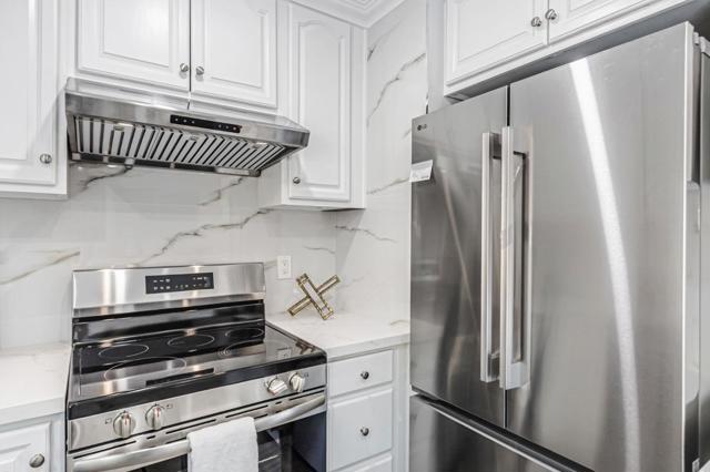 3854 Deans Place Way, San Jose CA: https://media.crmls.org/mediaz/4a0fb7eb-e56c-4912-bc35-56b4cadecea8.jpg