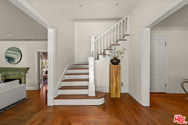 15017 Valley Vista Boulevard photo 4
