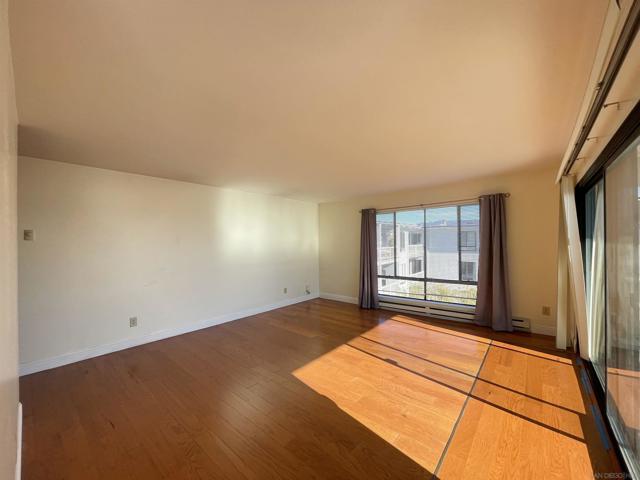 2 Anchor Dr, Emeryville, California 94608, 1 Bedroom Bedrooms, ,1 BathroomBathrooms,Condominium,For Sale,Anchor Dr,250020490SD