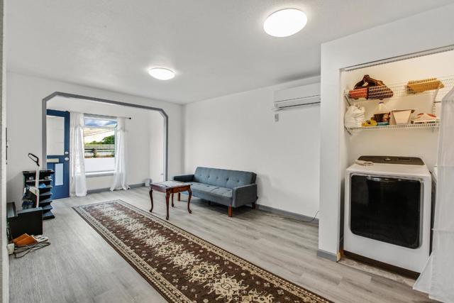 419 Harvey Way, Pacifica CA: https://media.crmls.org/mediaz/4a117dbe-dc85-4c23-ae39-8ce27b894099.jpg