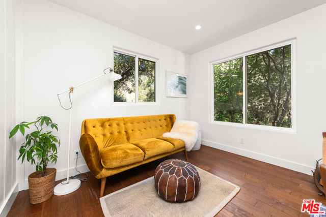 800 N Topanga Canyon Boulevard, Topanga CA: https://media.crmls.org/mediaz/4a11844c-c603-4a9a-8ef4-6347172f9e26.jpg