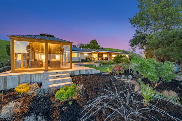 10260 Lucky Court, Gilroy CA: https://media.crmls.org/mediaz/4a118b53-0654-47ca-8c8b-638a92efc791.jpg