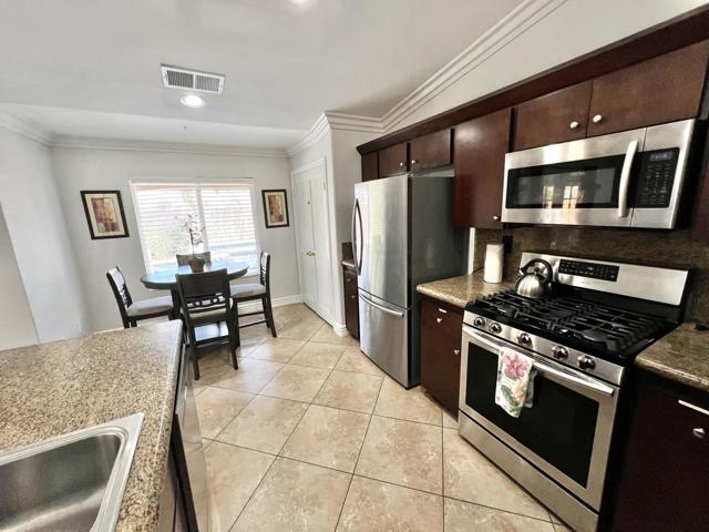 82222 Pinyon Avenue, Indio CA: https://media.crmls.org/mediaz/4a11ab14-9a2f-49d0-9364-bc194cc1f74a.jpg