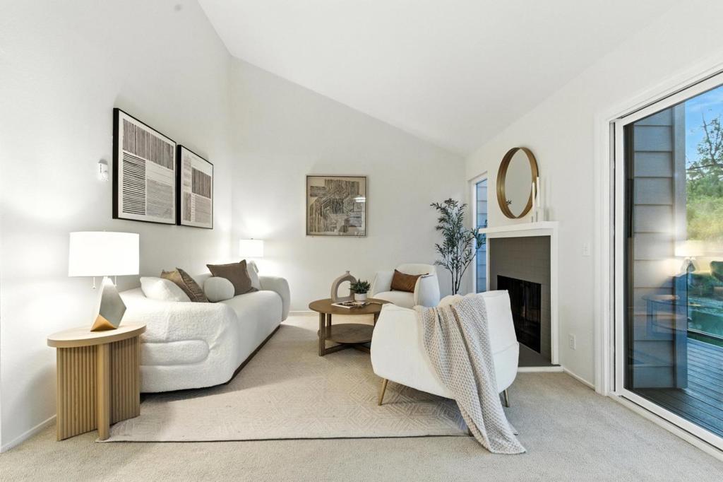 905 W Middlefield Road #974