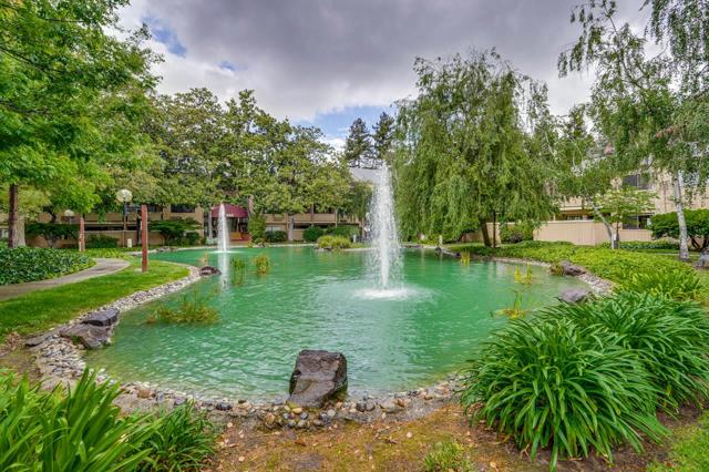954 Kiely Boulevard, Santa Clara CA: https://media.crmls.org/mediaz/4a129e90-716c-42b8-a057-b43f0f7706a0.jpg
