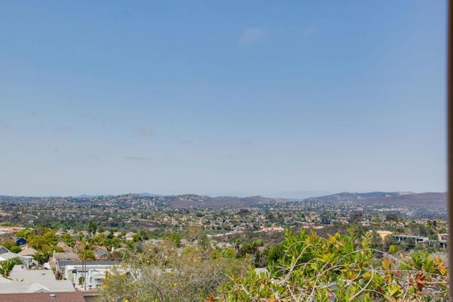Detail Gallery Image 17 of 42 For 597 via Cantebria, Encinitas,  CA 92024 - 2 Beds | 2/1 Baths