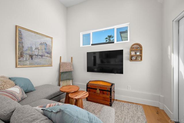 Detail Gallery Image 46 of 75 For 4404 Voltaire St, San Diego,  CA 92107 - 4 Beds | 3 Baths