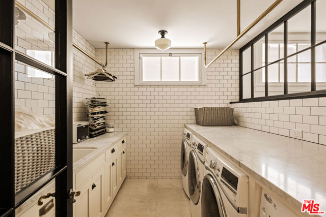 Drew Fenton | 589 Moreno Avenue Los Angeles CA | MLS: 7535475