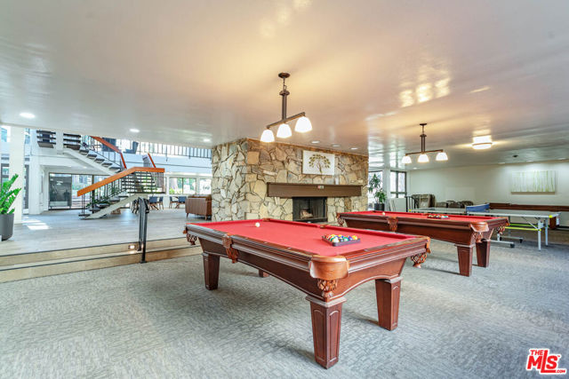 7777 W 91St Street, Playa del Rey CA: https://media.crmls.org/mediaz/4a147f70-60a7-42b6-a6a9-fd830dbfa1ce.jpg