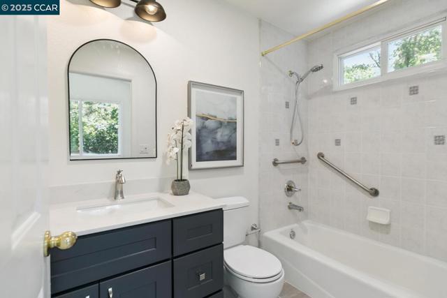 2 Deer field, Walnut Creek CA: https://media.crmls.org/mediaz/4a14bd37-a8ad-467b-ac83-cdffb0d462e3.jpg