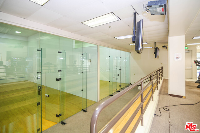 600 W 9Th Street, Los Angeles CA: https://media.crmls.org/mediaz/4a1575f2-5eb4-4e95-90fe-7b149f8c73e3.jpg