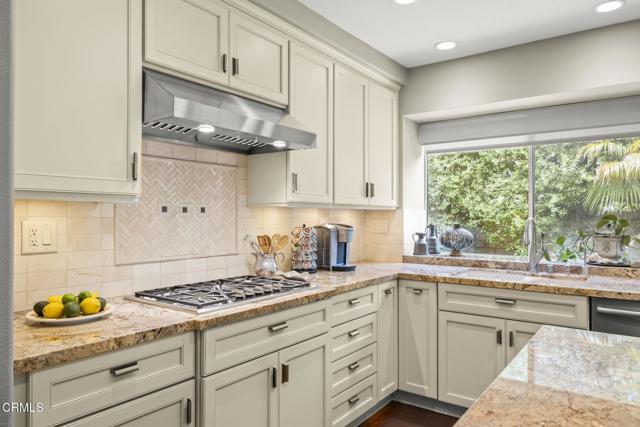 Detail Gallery Image 24 of 78 For 2113 Doral Ct, Oxnard,  CA 93036 - 4 Beds | 3/1 Baths