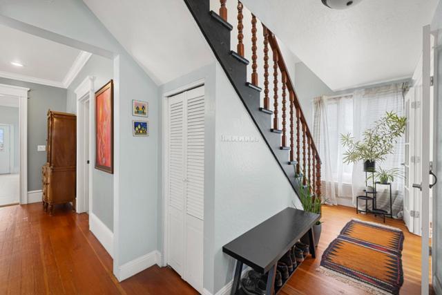 264 N 12th Street, San Jose CA: https://media.crmls.org/mediaz/4a15edc8-94d9-452a-b6f7-390936e03901.jpg