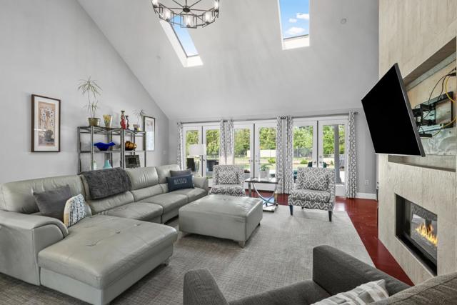 14830 Bartlett Court, San Martin CA: https://media.crmls.org/mediaz/4a16783e-477f-4b01-8d56-f6514a77bb32.jpg