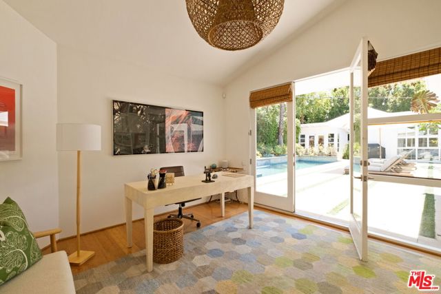 3366 Mandeville Canyon Road, Los Angeles CA: https://media.crmls.org/mediaz/4a16b9c8-54a8-4b39-8ba8-44a1e21c5429.jpg