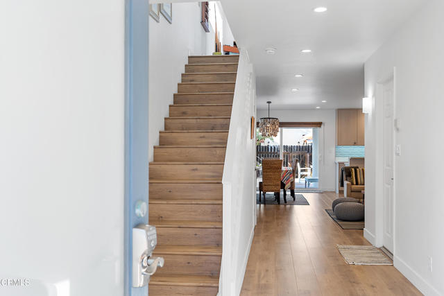 Detail Gallery Image 4 of 45 For 5207 Sealane Way, Oxnard,  CA 93035 - 4 Beds | 3 Baths