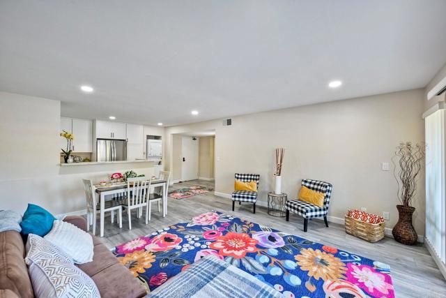 12505 Oaks North Drive, San Diego CA: https://media.crmls.org/mediaz/4a188d1b-ca21-426a-86eb-baa6ea33dfa4.jpg
