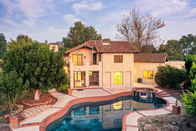 751 Wildwood Avenue, Thousand Oaks CA: https://media.crmls.org/mediaz/4a1924fc-7381-4278-b4e5-e1edfd06640c.jpg