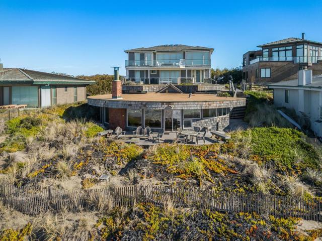 60 Avocet Circle, Watsonville CA: https://media.crmls.org/mediaz/4a1aeb21-db8d-479e-8cbf-fb25518b93b3.jpg