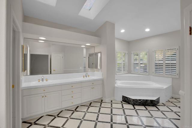 Detail Gallery Image 21 of 68 For 4286 La Canada Rd, Fallbrook,  CA 92028 - 3 Beds | 3/1 Baths