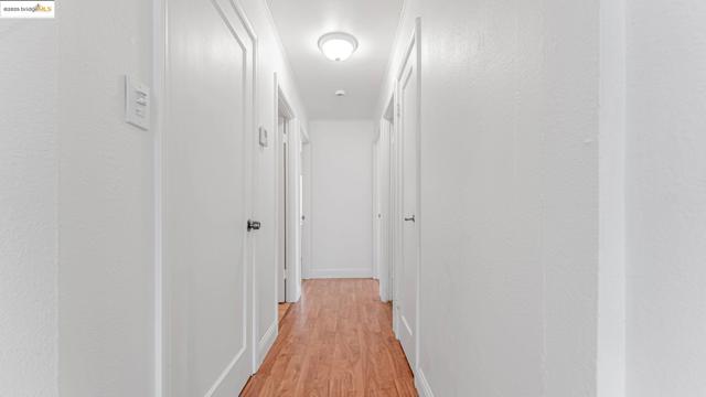 528 LA PRENDA DRIVE, Oakland CA: https://media.crmls.org/mediaz/4a1b94bf-459a-4c03-a3e8-0a24f30078af.jpg