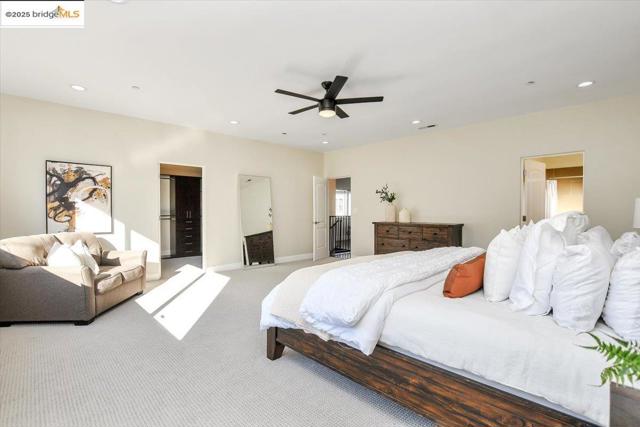 1738 18th Ave, Oakland CA: https://media.crmls.org/mediaz/4a1b9a7e-43a4-4591-8e52-8aa245330957.jpg