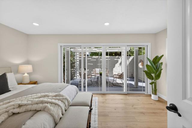 2169 Yorkshire Way, Mountain View CA: https://media.crmls.org/mediaz/4a1c643e-ba91-449e-bd05-f7644912f24c.jpg