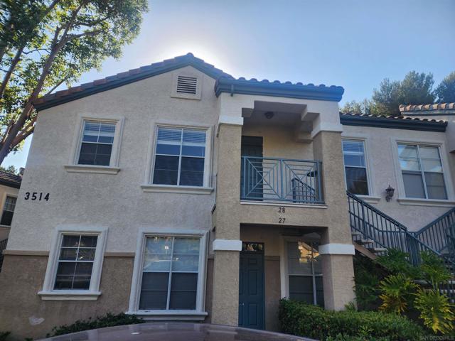 3514 Caminito El Rincon, San Diego CA: https://media.crmls.org/mediaz/4a2049e0-29b0-47e7-a59d-52a5ffc0e0af.jpg