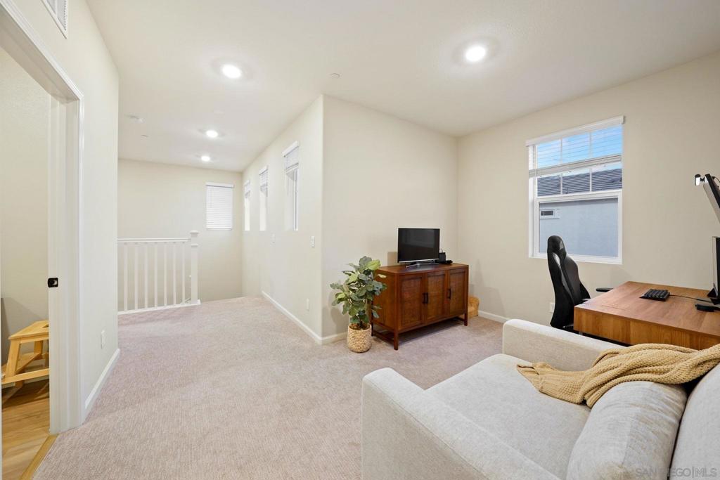 MLS #250034998SD image #31