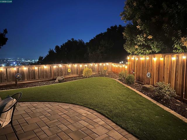 2132 Rock Pass Pl, Martinez CA: https://media.crmls.org/mediaz/4a20aa88-454a-4a54-9c8a-319e05feb8e0.jpg