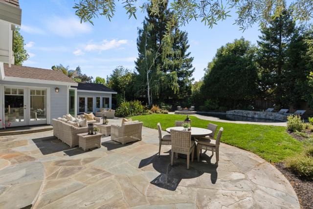 1666 Kensington Avenue, Los Altos CA: https://media.crmls.org/mediaz/4a21488e-6078-4575-8765-81cfa71dce6e.jpg