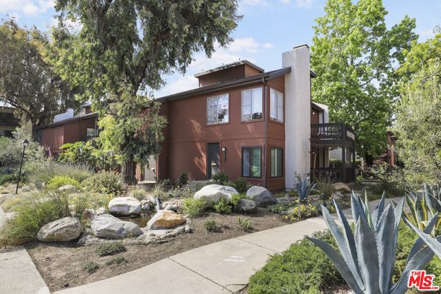4709 Maytime Lane, Culver City, California 90230, 3 Bedrooms Bedrooms, ,2 BathroomsBathrooms,Townhouse,For Sale,Maytime,24405605