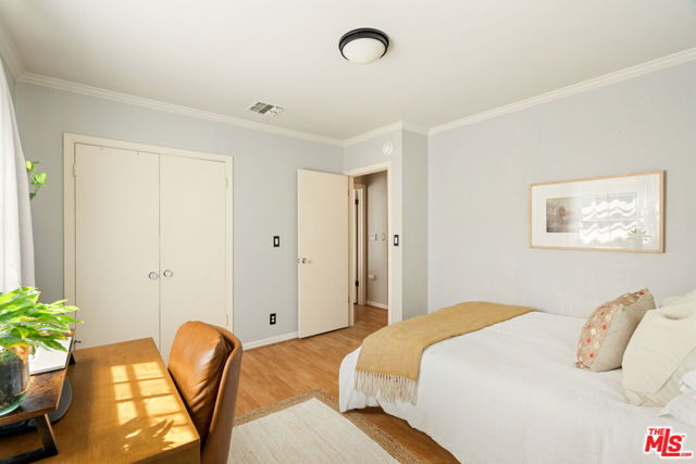420 Pacific Street, Santa Monica CA: https://media.crmls.org/mediaz/4a22e871-4d55-4dea-a1bf-c2a038c48982.jpg
