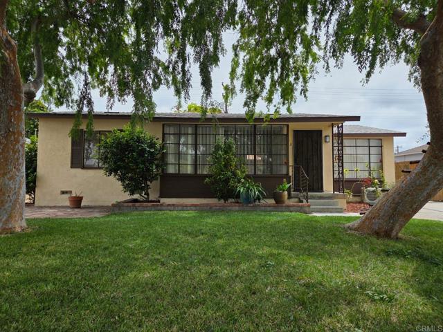 Detail Gallery Image 2 of 37 For 3973 69th St, San Diego,  CA 92115 - 3 Beds | 2 Baths