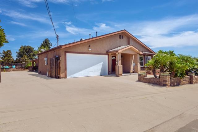 Detail Gallery Image 2 of 36 For 8364 Lake Ashwood Ave, San Diego,  CA 92119 - 4 Beds | 2/1 Baths